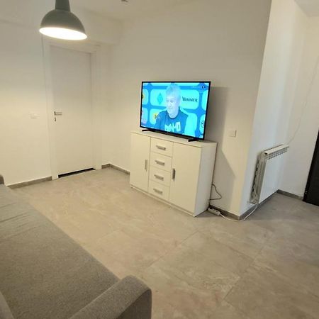 Ris Studio Dublu Universitate, Centrul Vechi Бухарест Экстерьер фото